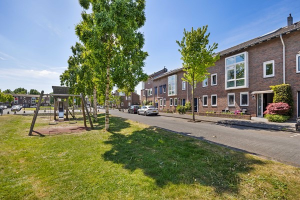 Medium property photo - Ko Van Dijkplein 17, 2548 ZT Den Haag